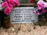 image of grave number 744638